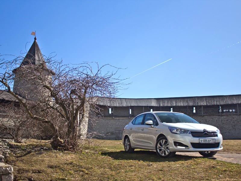 Новый Citroen C4 sedan (Ситроен С4 Седан) - обзор, цены, фото ...