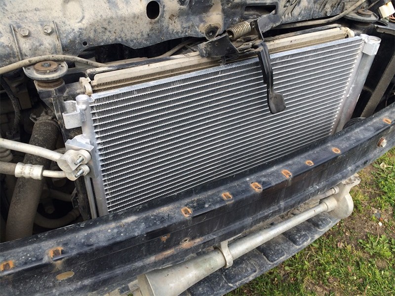 Как заменить радиатор кондиционера своими руками?