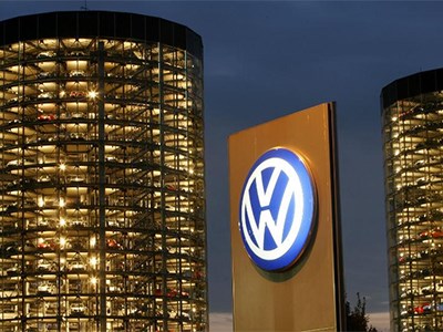 Volkswagen Group может ампутировать компании Bentley или Lamborghini