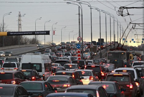 В Москве уменьшилось число дорожных заторов, и увеличилась скорость движения транспорта