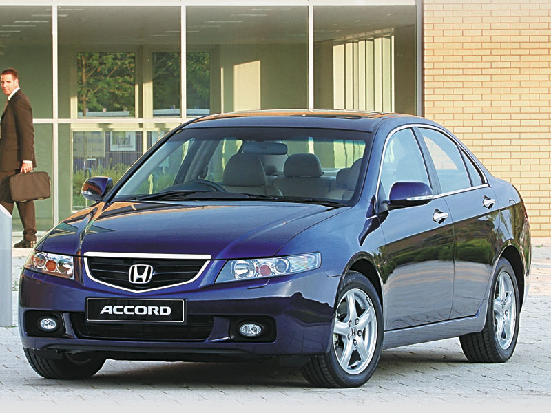 Nissan primera vs ford mondeo #8