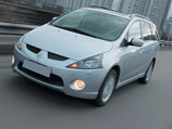 Mitsubishi Grandis Mitsubishi Grandis