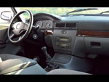 GAZ-31105
