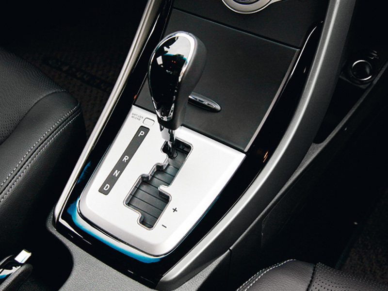 Тест-драйв Hyundai Elantra 1.6 (6AT) Тест-драйв Hyundai Elantra 1.6 (6AT)