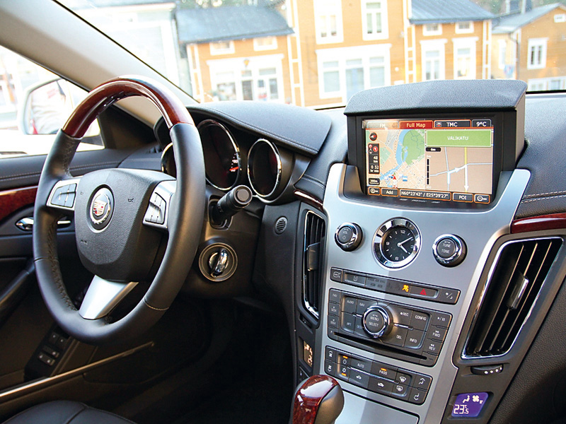 - Cadillac CTS (2011)