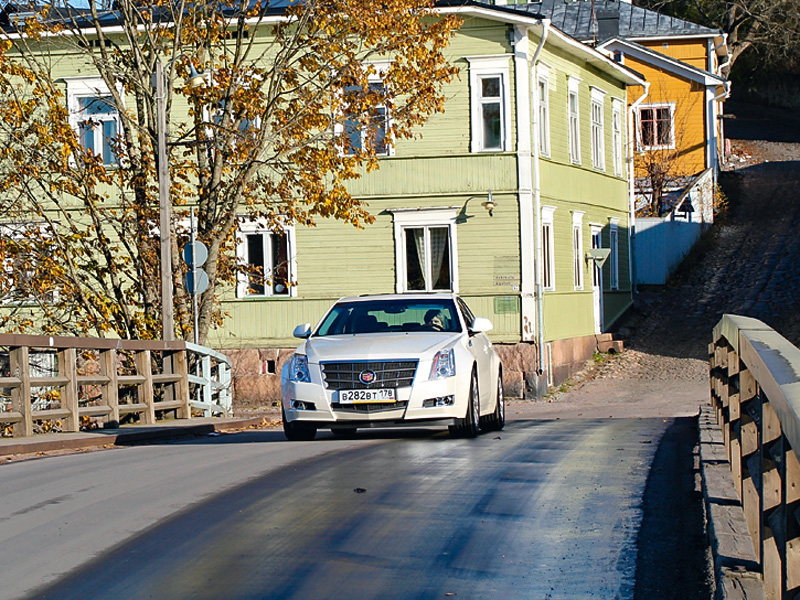 Тест-драйв Cadillac CTS (2011) Тест-драйв Cadillac CTS (2011)