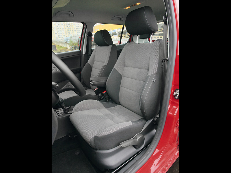 - Skoda Fabia 1.6 (6AT)