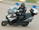Suzuki Burgman 650 Executive Suzuki Burgman 650 Executive