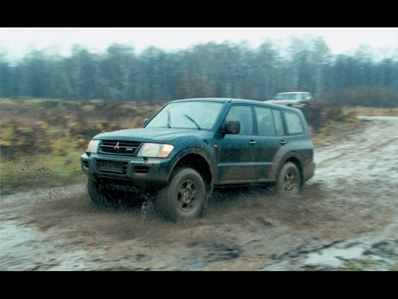 Nissan patrol or mitsubishi pajero #5