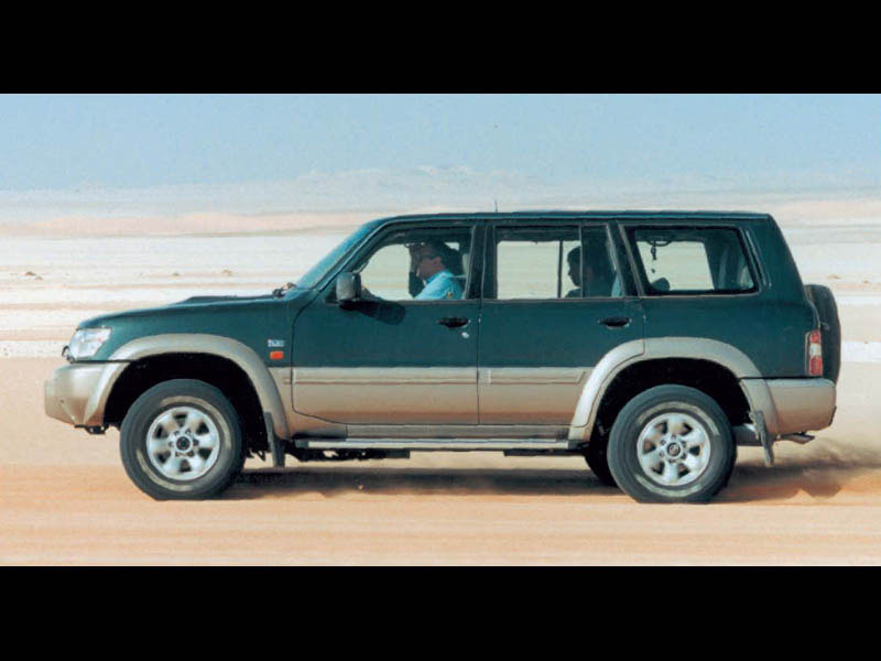 Nissan patrol or mitsubishi pajero #9