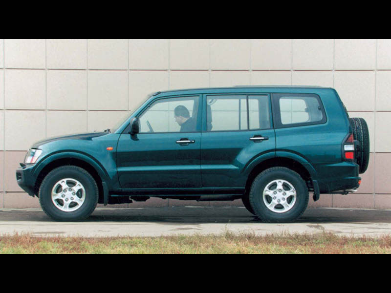 Nissan patrol or mitsubishi pajero