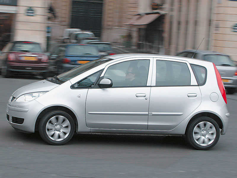 Nissan yaris 2008 #7