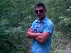 Максим Попов